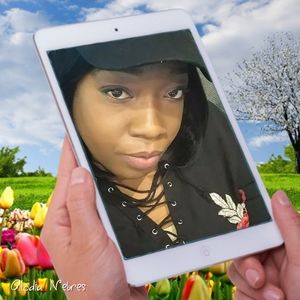 Meet your Posher, Kay